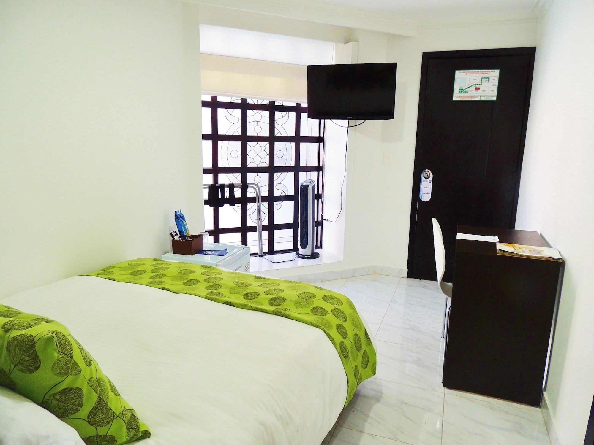 ארמניה Hotel Montes De La Castellana מראה חיצוני תמונה