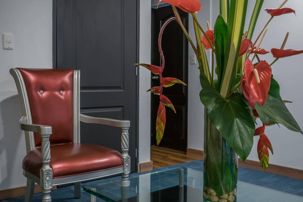 ארמניה Hotel Montes De La Castellana מראה חיצוני תמונה