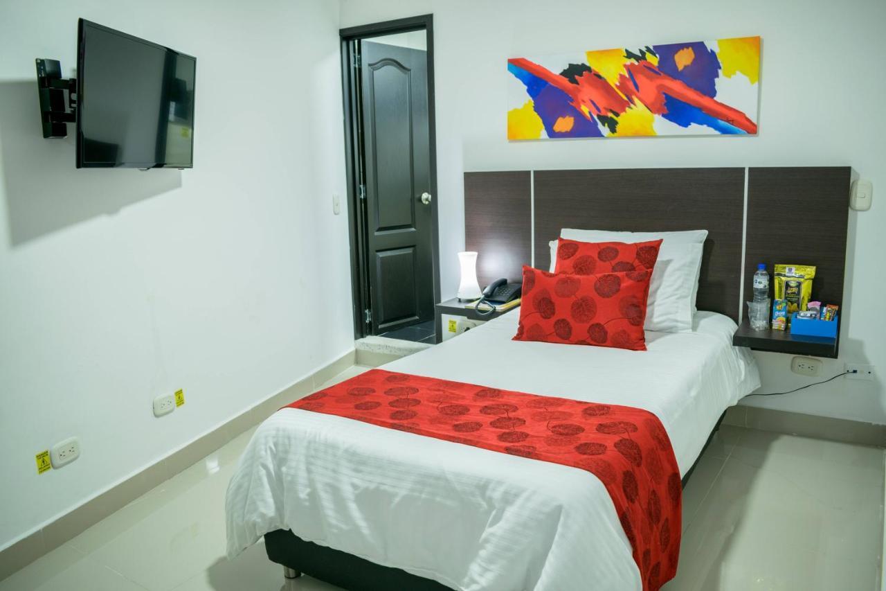 ארמניה Hotel Montes De La Castellana מראה חיצוני תמונה