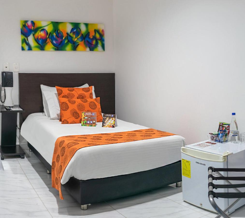 ארמניה Hotel Montes De La Castellana מראה חיצוני תמונה