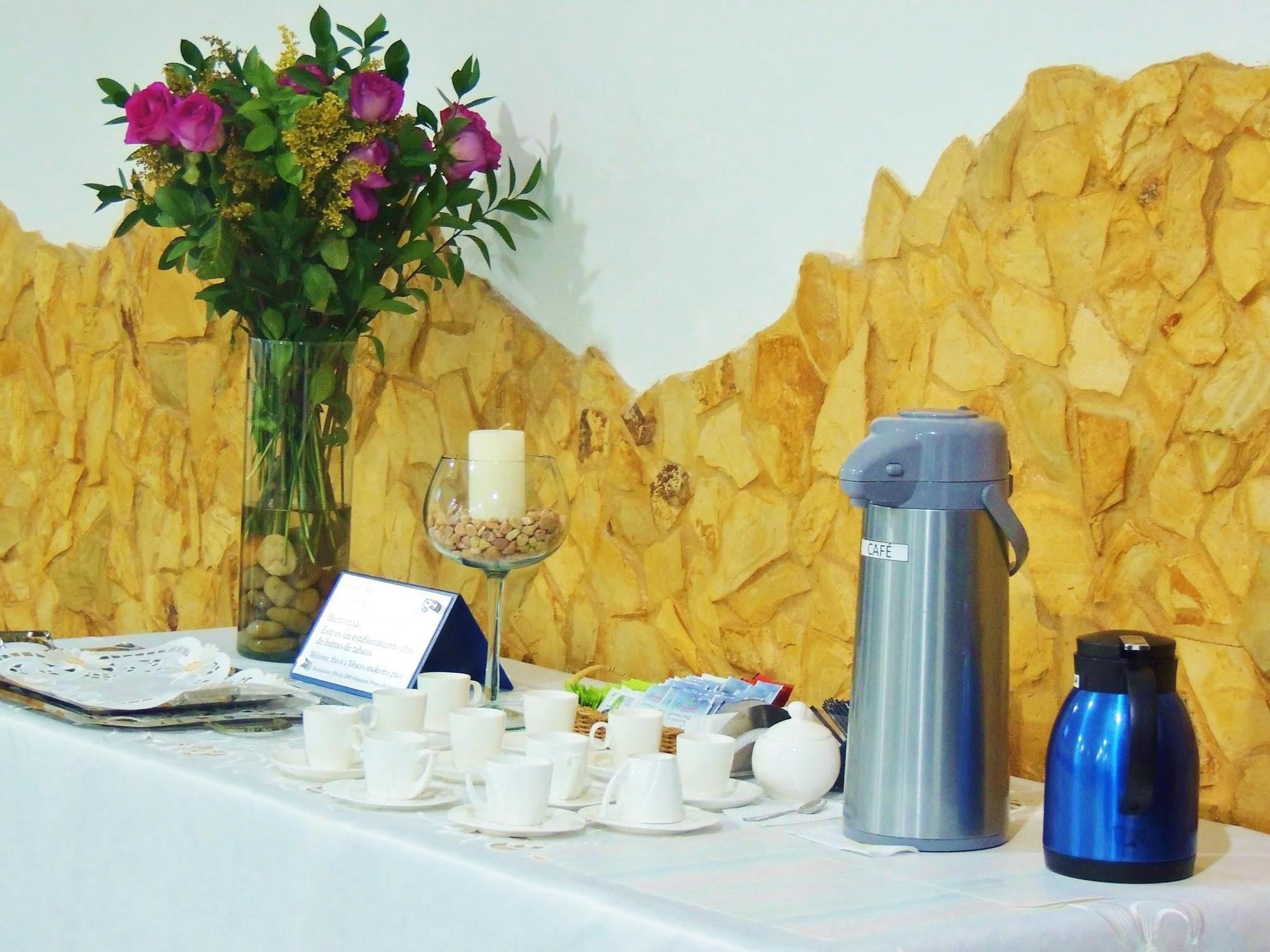 ארמניה Hotel Montes De La Castellana מראה חיצוני תמונה